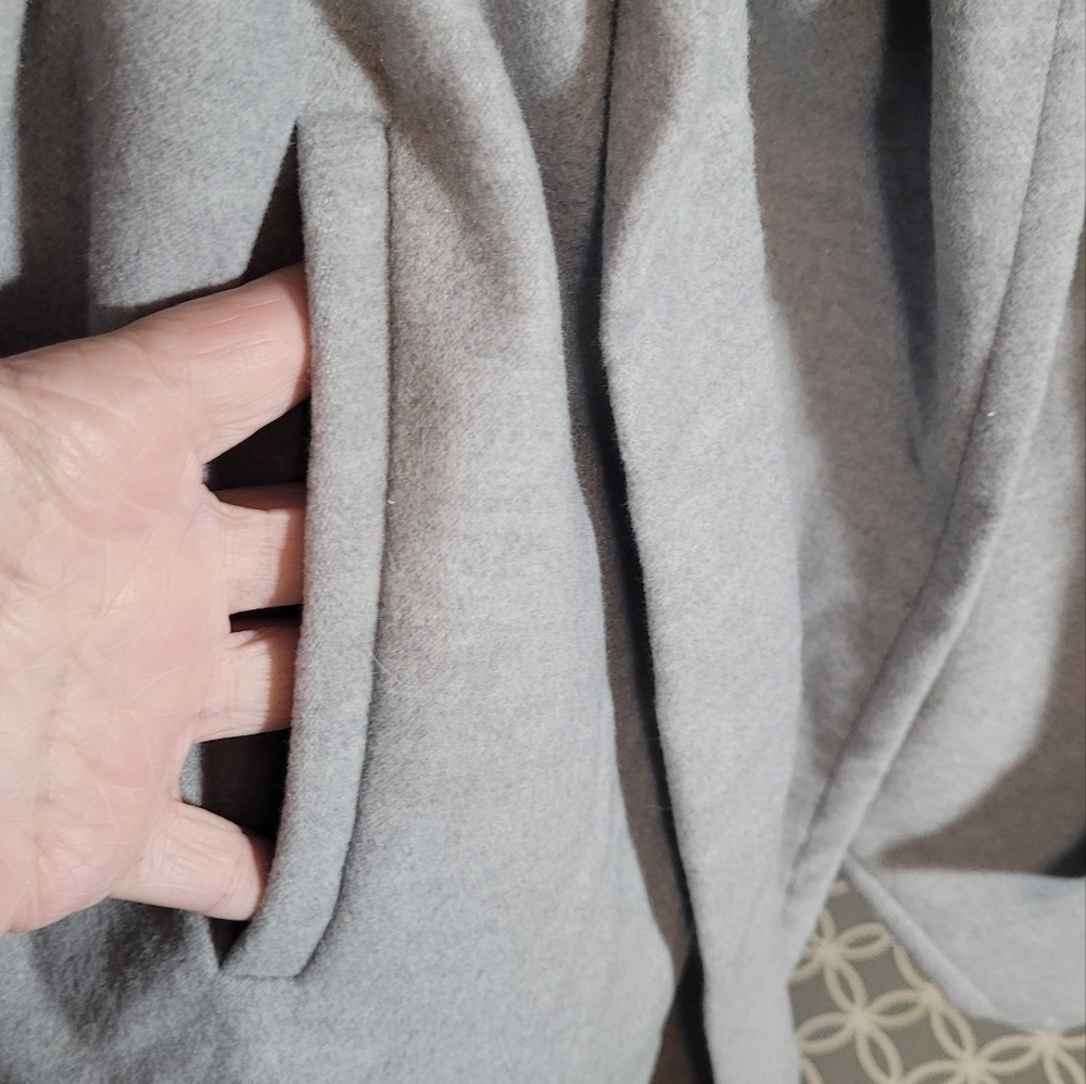 Hello Molly Light Gray Wrap Jacket Coat – Size Medium - Picture 3 of 4